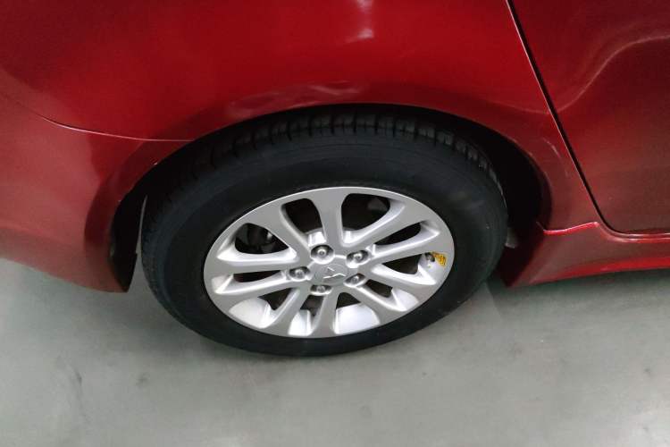 Used Mitsubishi Lancer EX 2011 Chasing Edition 1.8L CVT Luxury Model Right Rear Wheel Hub
