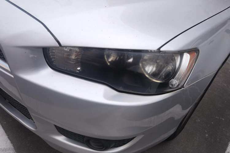 Used Mitsubishi Lancer EX 2011 Fashion Edition 1.8L Manual Smart Type Left Front Headlight