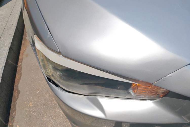 Used Mitsubishi Lancer EX 2011 Chasing Edition 1.8L CVT Luxury Model Right Front Headlight