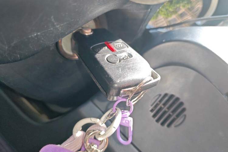 Used Mitsubishi Lancer EX 2011 Chasing Edition 1.8L CVT Luxury Model Vehicle Key
