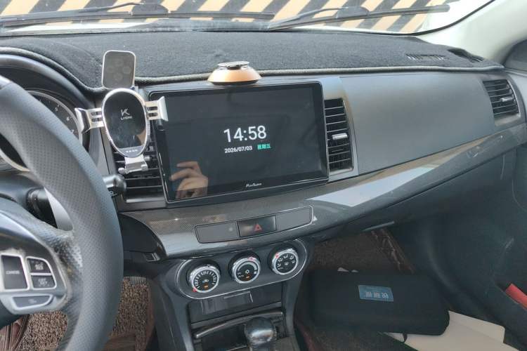 Used Mitsubishi Lancer EX 2011 Chasing Edition 1.8L CVT Luxury Model Audio And AC Panel