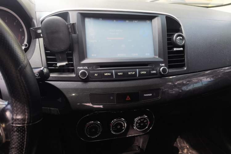 Used Mitsubishi Lancer EX 2011 Chasing Edition 1.8L CVT Limited Model Audio And AC Panel
