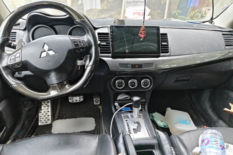 Used Mitsubishi Lancer EX 2011 Chasing Edition 1.8L CVT Luxury Model Center Console