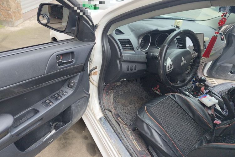 Used Mitsubishi Lancer EX 2011 Chasing Edition 1.8L Manual Luxury Model Driver Seat