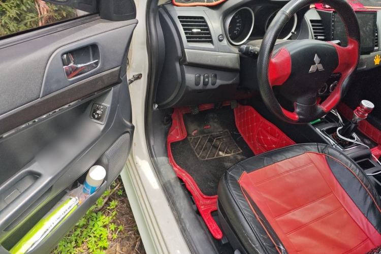Used Mitsubishi Lancer EX 2011 Xiali Edition 2.0L Manual Comfort Model Driver Seat