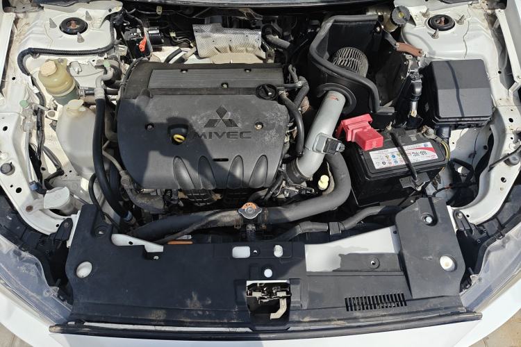 Used Mitsubishi Lancer EX 2011 Fashion Edition 1.8L CVT Comfort Version Engine Bay
