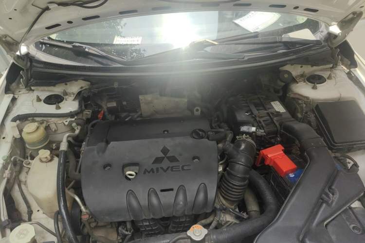 Used Mitsubishi Lancer EX 2011 Chasing Edition 1.8L CVT Luxury Model Engine Bay