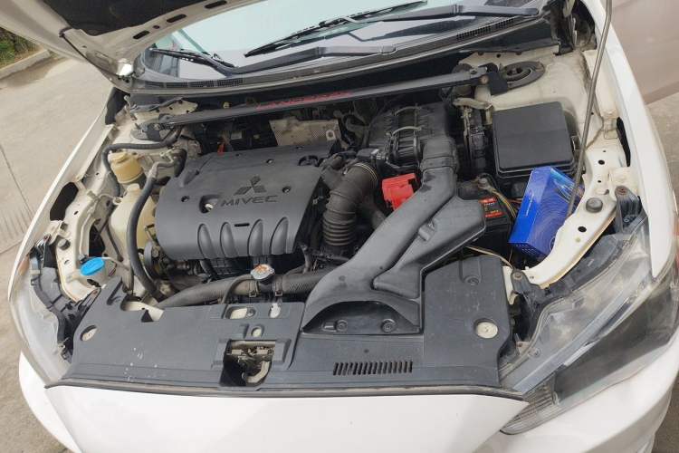 Used Mitsubishi Lancer EX 2011 Chasing Edition 1.8L Manual Luxury Model Engine Bay
