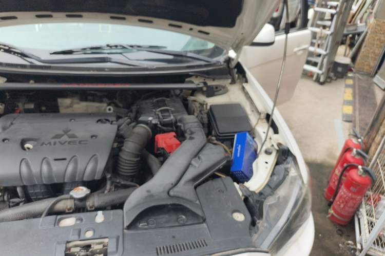 Used Mitsubishi Lancer EX 2011 Chasing Edition 1.8L Manual Luxury Model Engine Bay Left