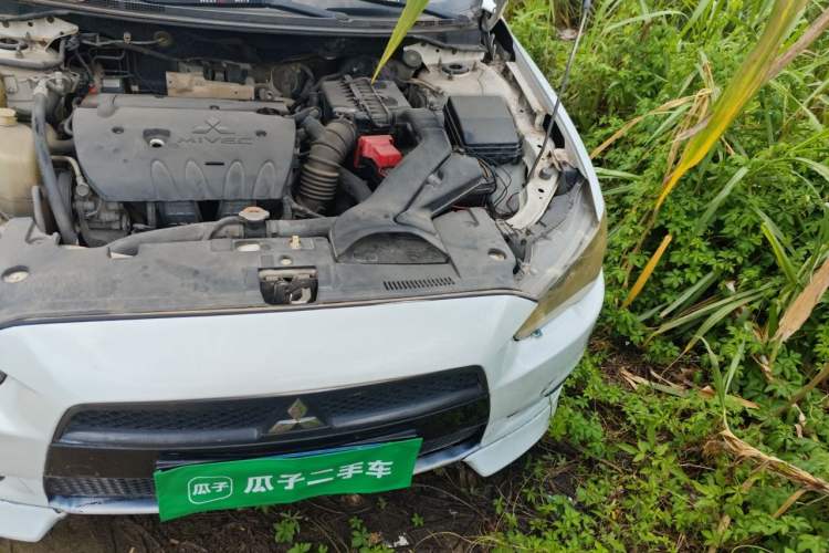 Used Mitsubishi Lancer EX 2011 Xiali Edition 2.0L Manual Comfort Model Engine Bay Left