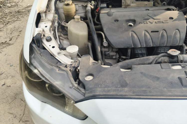 Used Mitsubishi Lancer EX 2011 Xiali Edition 2.0L Manual Comfort Model Engine Bay Right