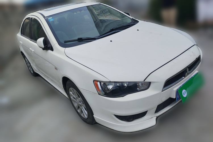 Used Mitsubishi Lancer EX 2011 Fashion Edition 1.8L CVT Comfort Version Exterior 2