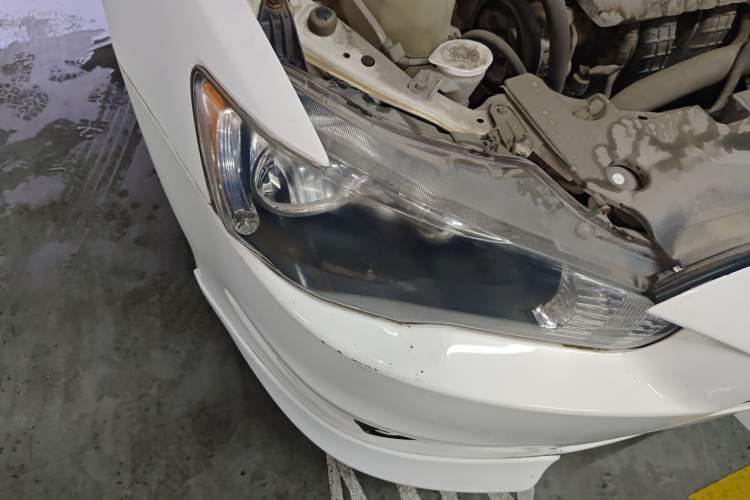 Used Mitsubishi Lancer EX 2011 Fashion Edition 1.8L CVT Comfort Version Exterior 6