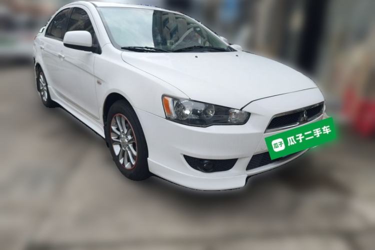 Used Mitsubishi Lancer EX 2011 Chasing Edition 1.8L Manual Luxury Model Front Right 45 Deg