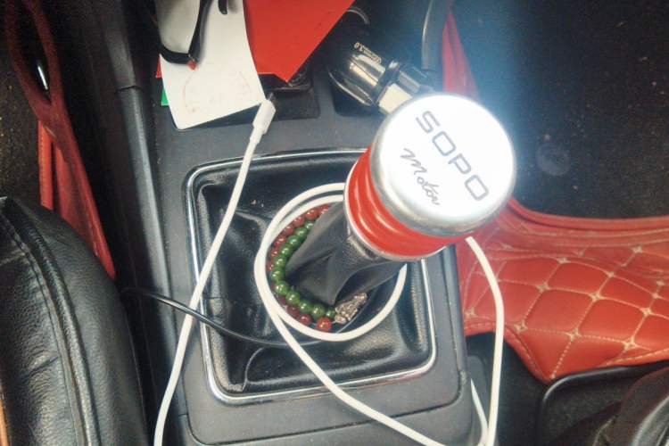 Used Mitsubishi Lancer EX 2011 Xiali Edition 2.0L Manual Comfort Model Gear Lever