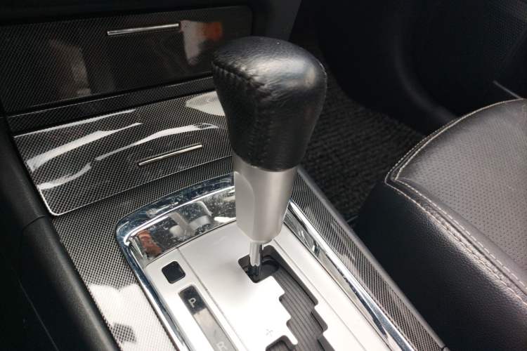 Used Mitsubishi Lancer EX 2011 Fashion Edition 1.8L CVT Comfort Version Gear Lever