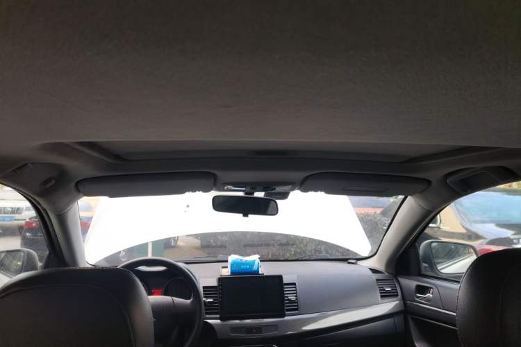 Used Mitsubishi Lancer EX 2011 Chasing Edition 1.8L Manual Luxury Model Headliner