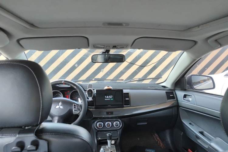 Used Mitsubishi Lancer EX 2011 Chasing Edition 1.8L CVT Luxury Model Headliner