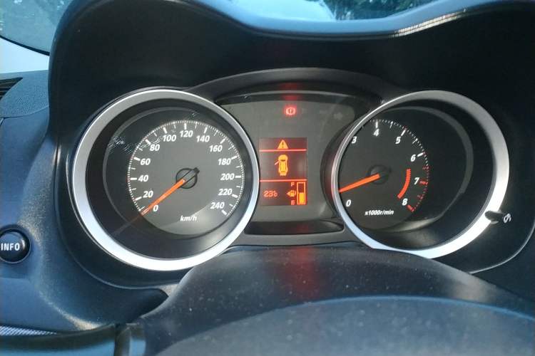 Used Mitsubishi Lancer EX 2011 Chasing Edition 1.8L Manual Luxury Model Instrument Cluster