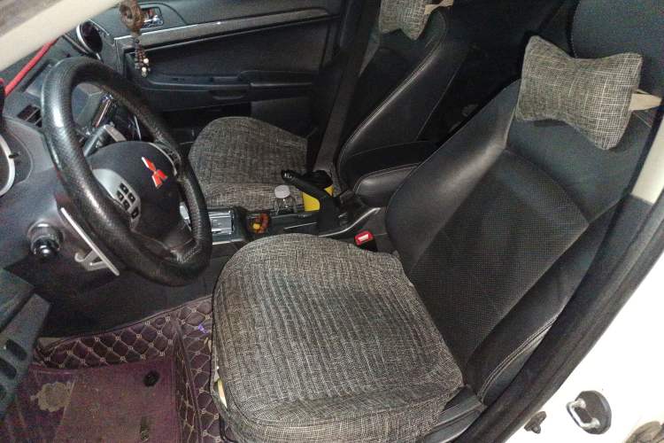 Used Mitsubishi Lancer EX 2011 Chasing Edition 1.8L CVT Limited Model Left Front Seat