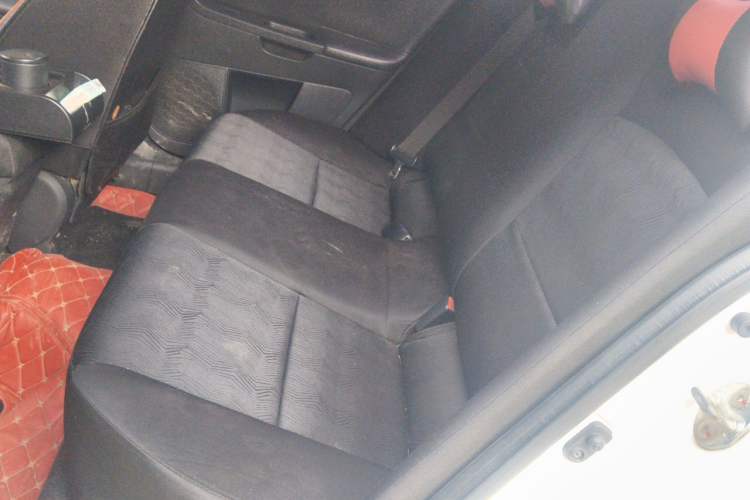 Used Mitsubishi Lancer EX 2011 Xiali Edition 2.0L Manual Comfort Model Left Rear Seat