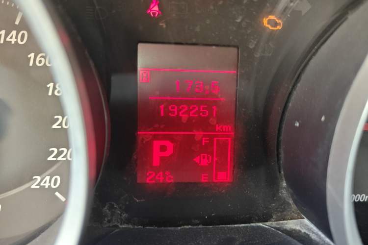 Used Mitsubishi Lancer EX 2011 Fashion Edition 1.8L CVT Comfort Version Odometer Close Up
