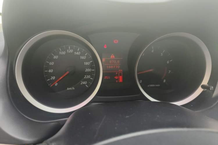 Used Mitsubishi Lancer EX 2011 Chasing Edition 1.8L CVT Luxury Model Odometer Close Up