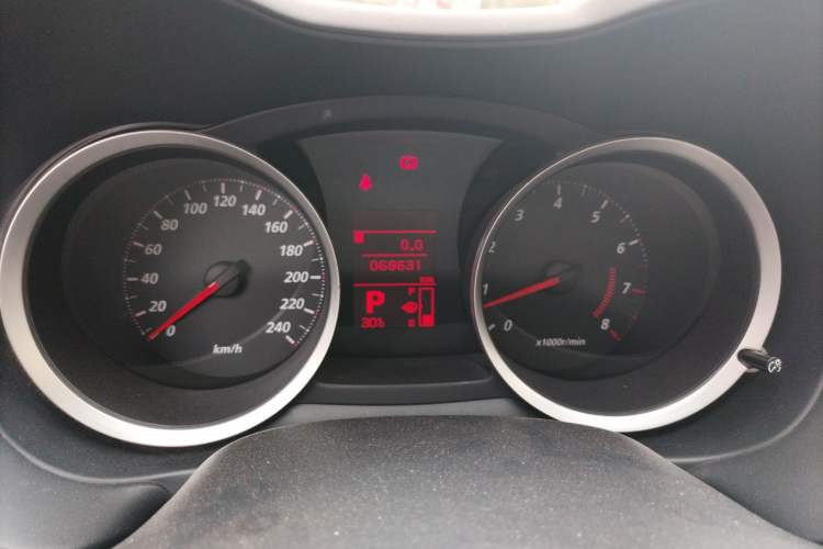 Used Mitsubishi Lancer EX 2011 Fashion Edition 1.8L CVT Comfort Version Odometer Close Up