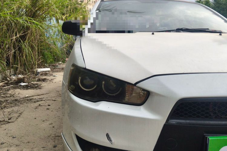 Used Mitsubishi Lancer EX 2011 Xiali Edition 2.0L Manual Comfort Model Right Front Headlight