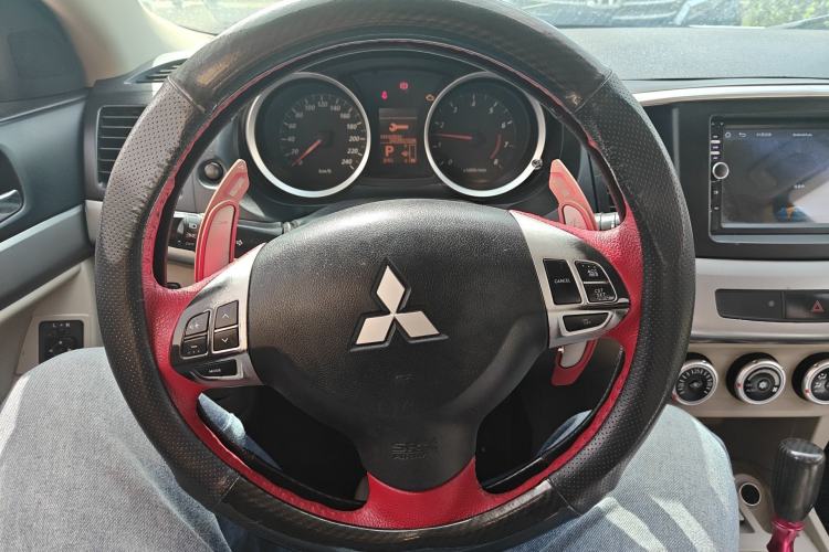 Used Mitsubishi Lancer EX 2011 Fashion Edition 1.8L CVT Comfort Version Steering Wheel
