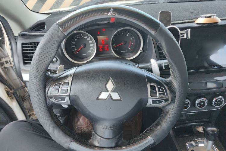 Used Mitsubishi Lancer EX 2011 Chasing Edition 1.8L CVT Luxury Model Steering Wheel