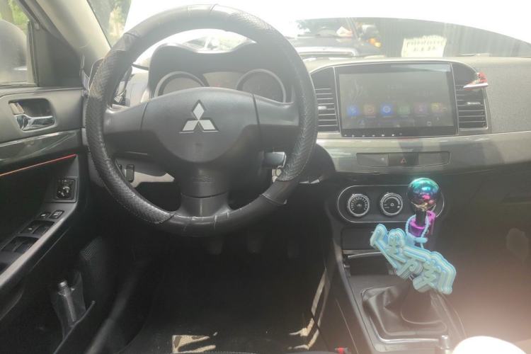 Used Mitsubishi Lancer EX 2011 Chasing Edition 1.8L CVT Luxury Model Steering Wheel