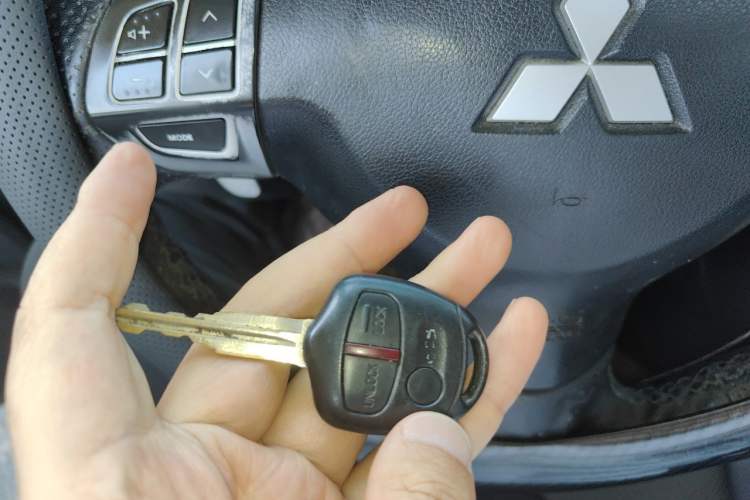 Used Mitsubishi Lancer EX 2011 Chasing Edition 1.8L CVT Luxury Model Vehicle Key
