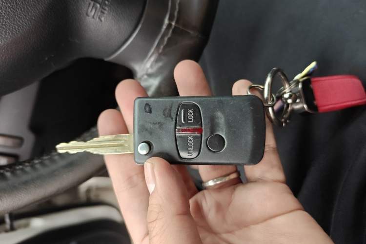 Used Mitsubishi Lancer EX 2011 Chasing Edition 1.8L Manual Luxury Model Vehicle Key