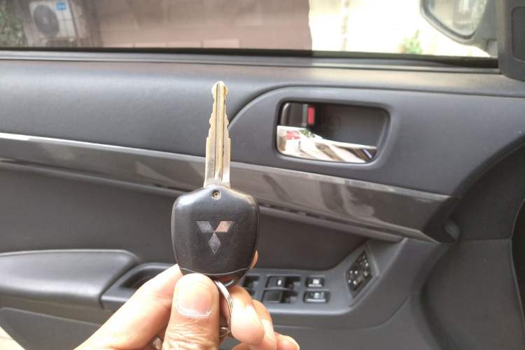 Used Mitsubishi Lancer EX 2011 Chasing Edition 1.8L Manual Luxury Model Vehicle Key