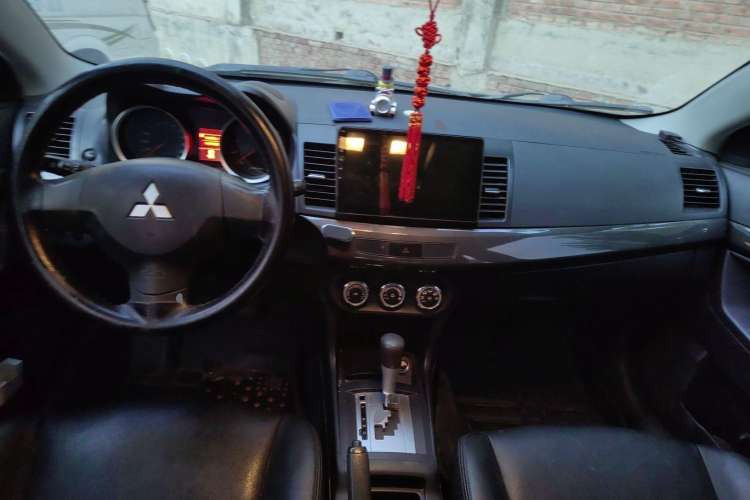 Used Mitsubishi Lancer EX 2012 Anniversary Edition 1.8L CVT Comfort Model Center Console