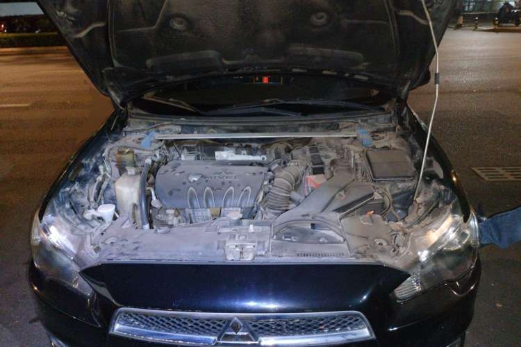 Used Mitsubishi Lancer EX 2012 Chasing Edition 1.8L Manual Luxury Model Engine Bay