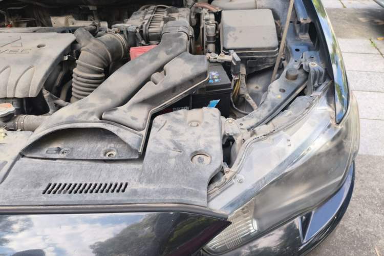 Used Mitsubishi Lancer EX 2012 1.8L CVT Charm Edition Engine Bay Left