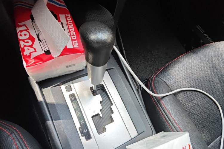 Used Mitsubishi Lancer EX 2012 Fashion Edition 1.8L CVT Comfort Version Gear Lever