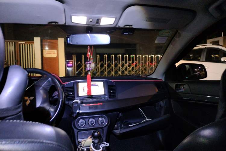 Used Mitsubishi Lancer EX 2012 Chasing Edition 1.8L Manual Luxury Model Headliner