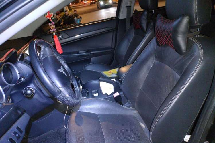 Used Mitsubishi Lancer EX 2012 Chasing Edition 1.8L Manual Luxury Model Left Front Seat