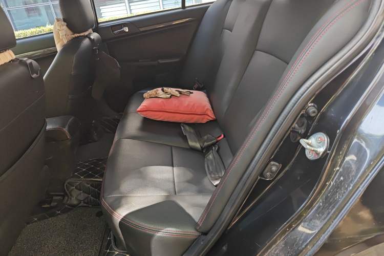 Used Mitsubishi Lancer EX 2012 Fashion Edition 1.8L CVT Comfort Version Left Rear Seat