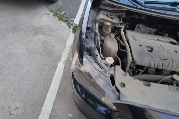 Used Mitsubishi Lancer EX 2012 Anniversary Edition 1.8L CVT Comfort Model Right Front Headlight