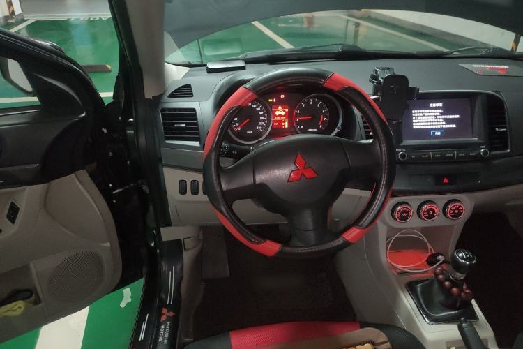 Used Mitsubishi Lancer EX 2012 1.8L Manual Charm Edition Steering Wheel
