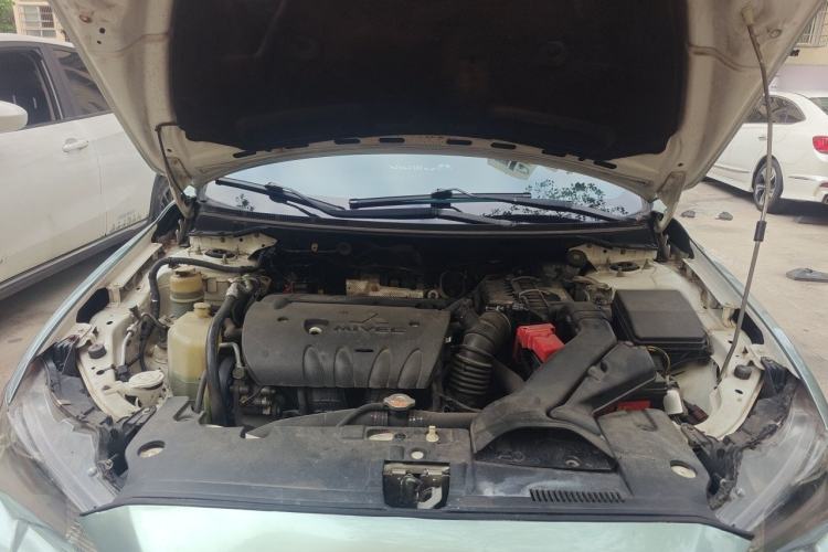 Used Mitsubishi Lancer EX 2012 Fashion Edition 1.8L Manual Comfort Version Engine Bay