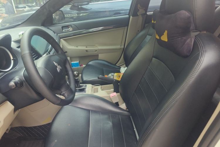 Used Mitsubishi Lancer EX 2012 Fashion Edition 1.8L Manual Comfort Version Left Front Seat