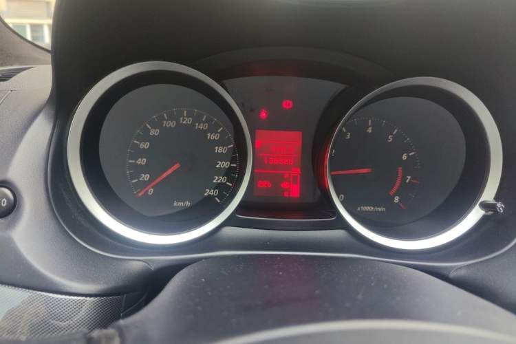 Used Mitsubishi Lancer EX 2012 Fashion Edition 1.8L Manual Comfort Version Odometer Close Up