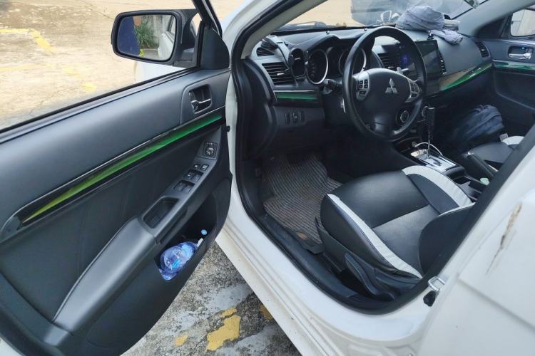 Used Mitsubishi Lancer EX 2012 Chasing Edition 1.8L CVT Luxury Model Driver Seat