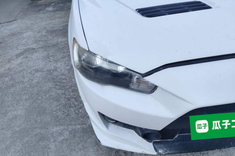 Used Mitsubishi Lancer EX 2012 Chasing Edition 1.8L CVT Luxury Model Right Front Headlight