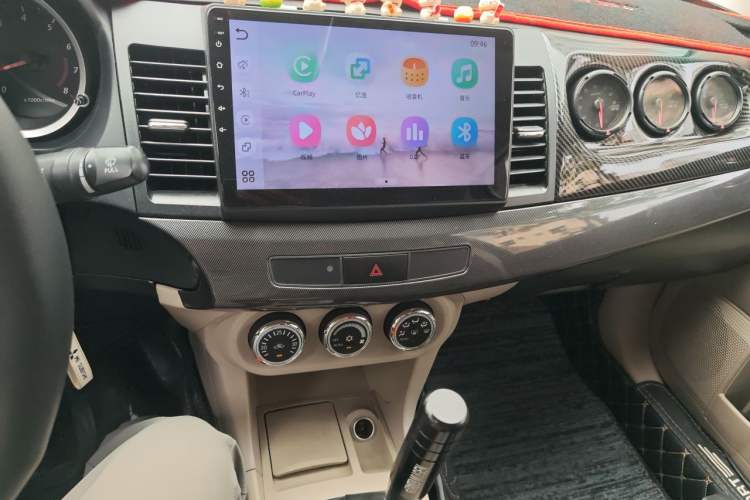 Used Mitsubishi Lancer EX 2012 Fashion Edition 1.8L Manual Comfort Version Audio And AC Panel